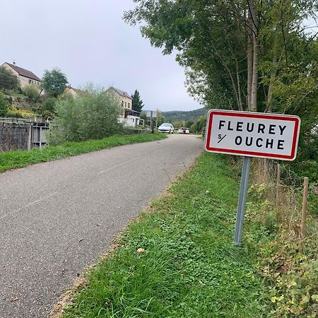 Apartamento Les Ouches Fleurey-sur-Ouche Exterior foto